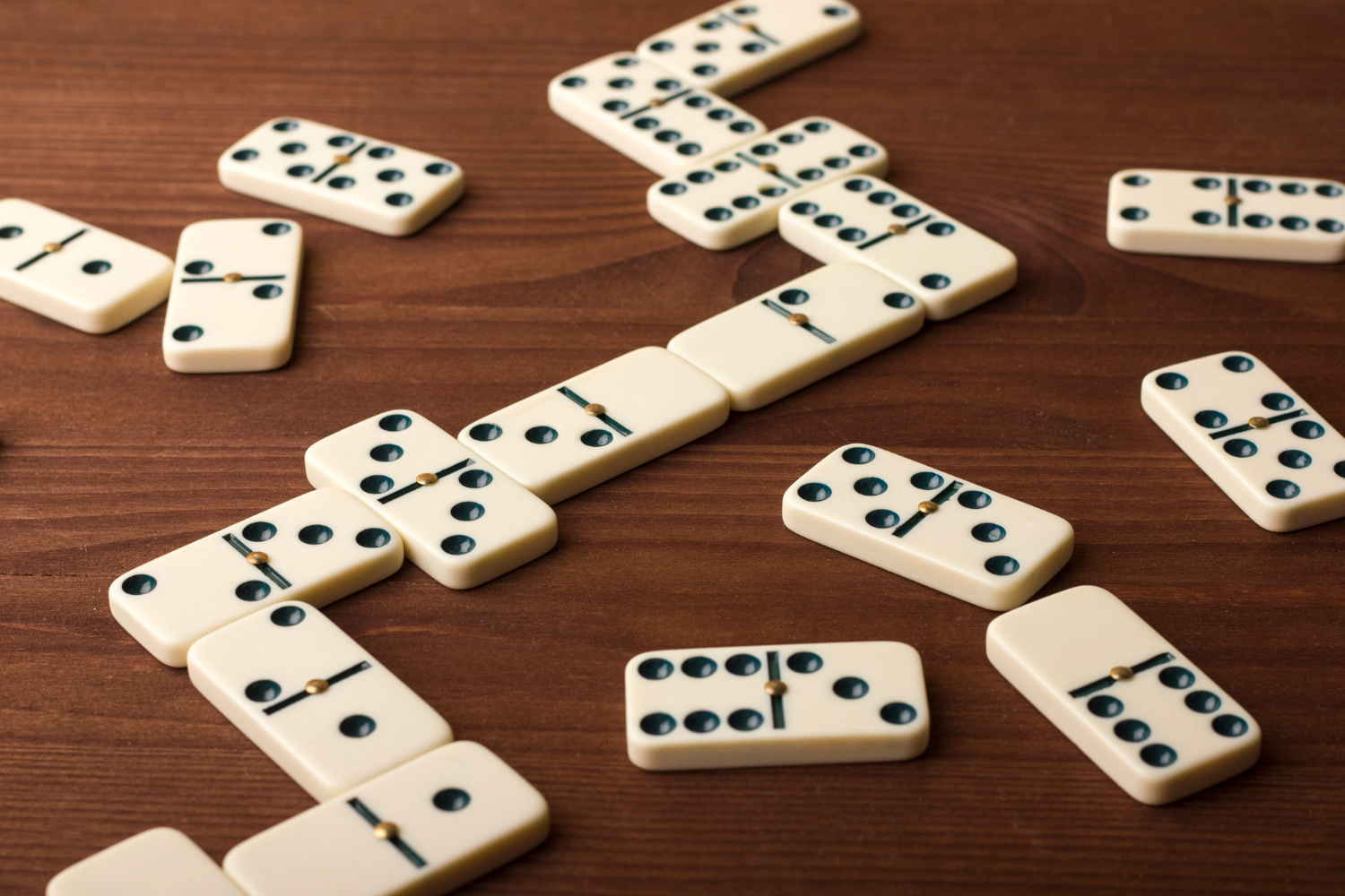 history of dominoes